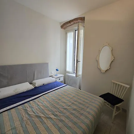 Casa Edoardo Tra Budello E Mare 阿拉西奥