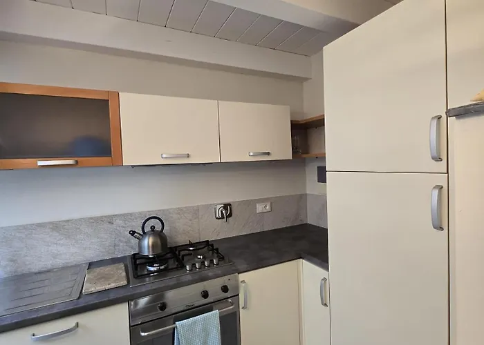 Casa Edoardo Tra Budello E Mare Alassio